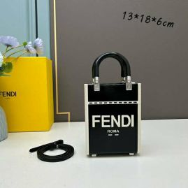 Picture of Fendi Lady Handbags _SKUfw152934610fw